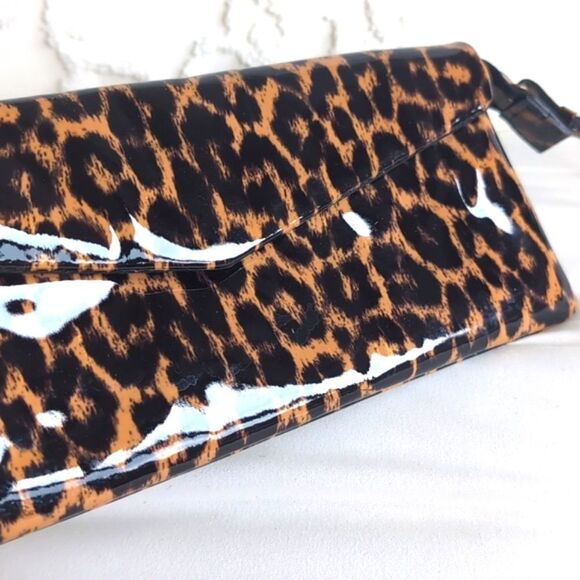 J CREW Super Sleek , Super Thin Animal Print Patent Clutch - Picture 4 of 17